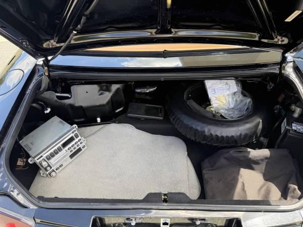 1993 Mazda MX 5 Miata Base 2dr Convertible — photo 12