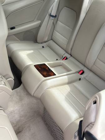 2012 Mercedes-Benz E550 Door — photo 11