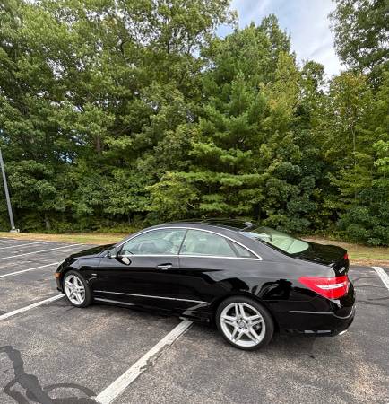 2012 Mercedes-Benz E550 Door — photo 6