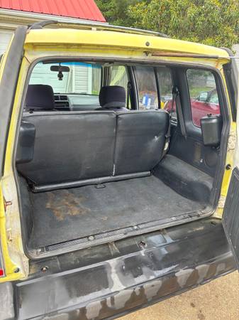 1998 Chevrolet Tracker Base 4dr SUV — photo 7