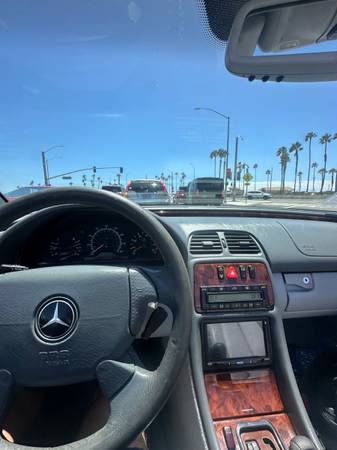 1999 Mercedes-Benz CLK Class Base CLK 320 Convertible Automatic — photo 4
