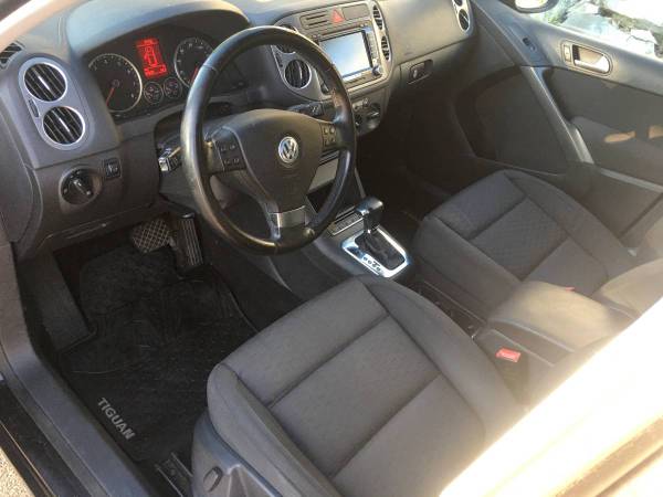 2013 Volkswagen Tiguan SEL — photo 3
