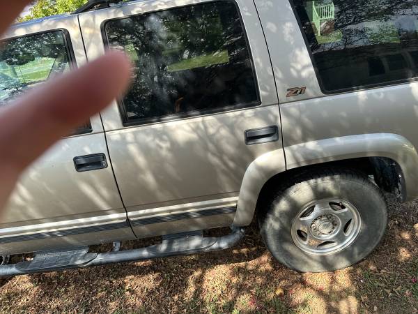 2000 Chevrolet Tahoe All New Base — photo 5