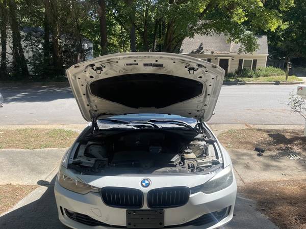 2014 BMW 328 i xDrive — photo 11