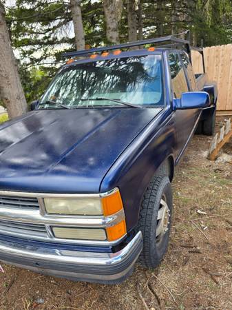 1996 Chevrolet Chevy VAN Classic Base 3dr G30 Cargo Van — photo 1