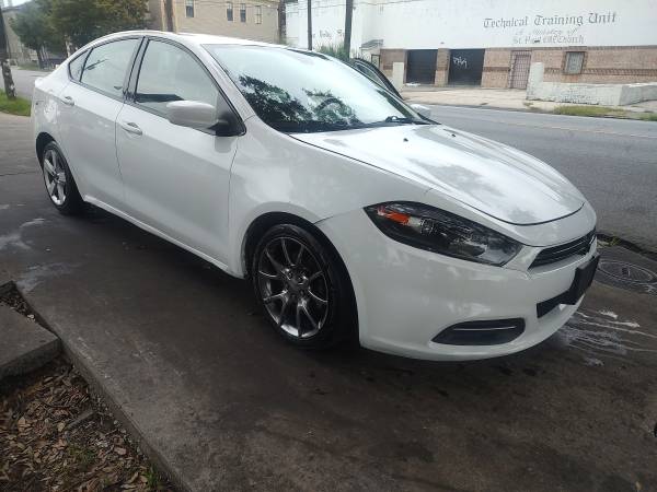 2018 Dodge Dart Sxt — photo 6