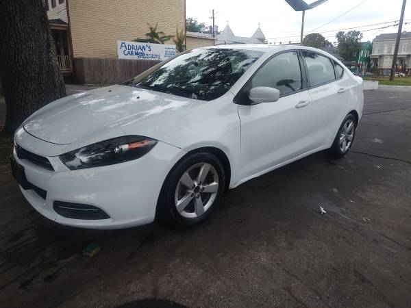 2018 Dodge Dart Sxt — photo 1