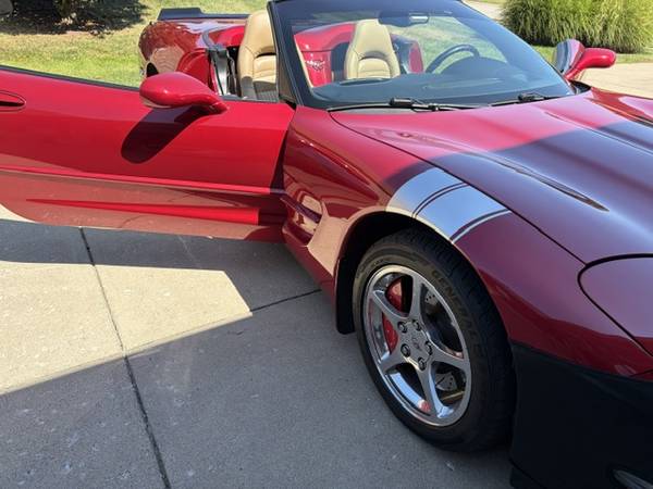 2002 Chevrolet Corvette Base 2dr Coupe Automatic — photo 9
