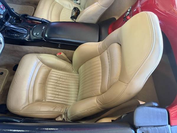 2002 Chevrolet Corvette Base 2dr Coupe Automatic — photo 6