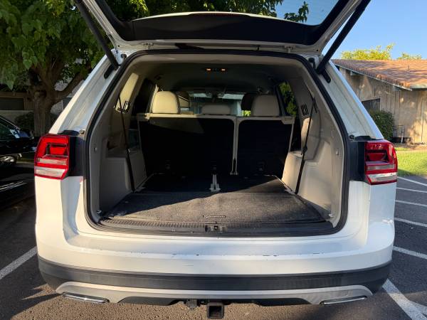 2018 Volkswagen Atlas V6 SE — photo 9