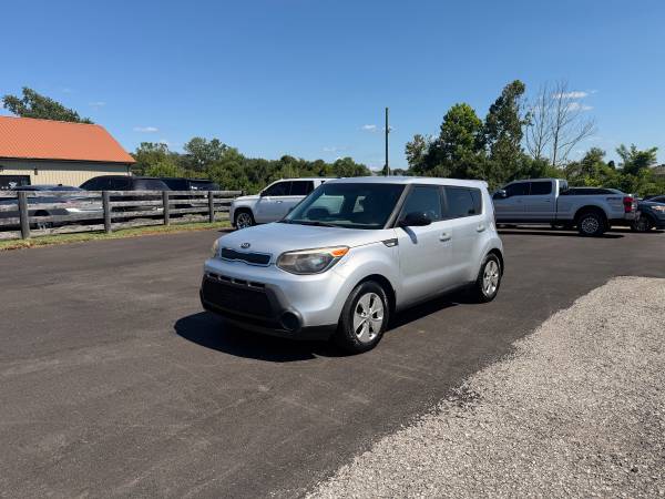 2014 KIA Soul ! 4dr Hatchback Automatic — photo 1