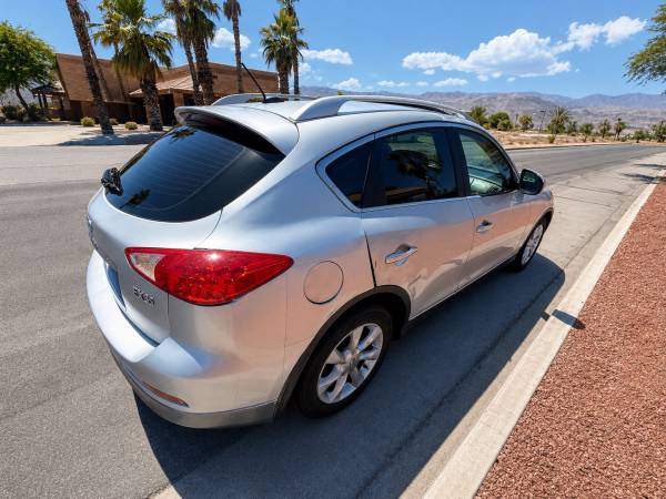2010 Infiniti Ex35 Journey — photo 3
