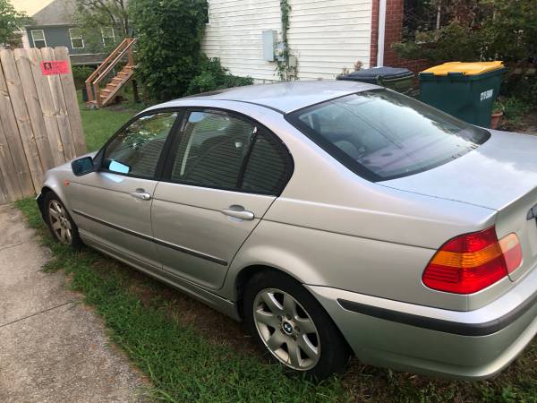 2003 BMW 325i — photo 3