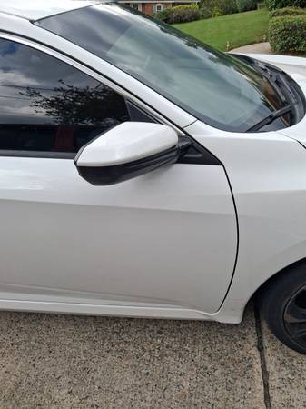 2019 Honda Civic Sport — photo 4