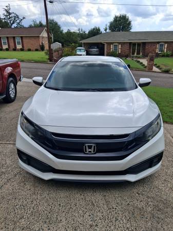 2019 Honda Civic Sport — photo 1