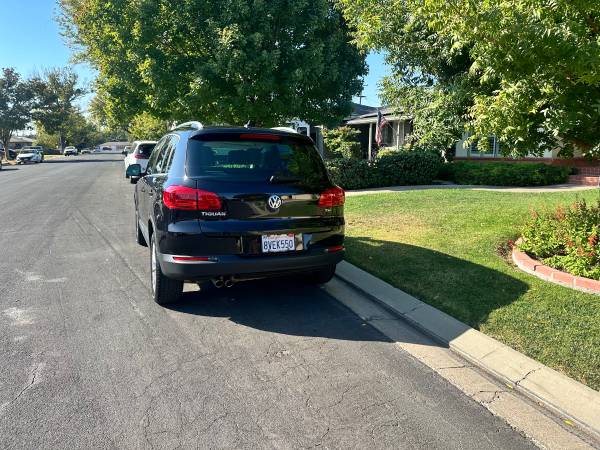 2017 Volkswagen Tiguan 2.0T Wolfsburg Edition 4dr Front-wheel Drive Automatic — photo 3