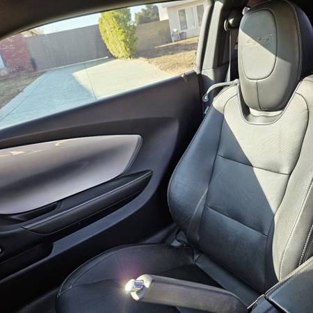 2010 Chevrolet Camaro 2SS 2dr Coupe Manual — photo 11