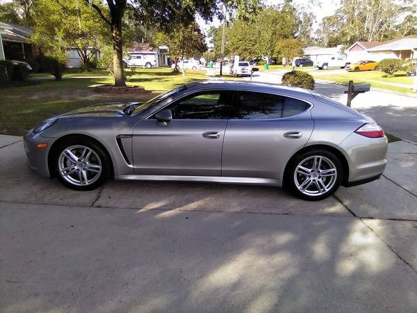 2011 Porsche Panamera 4 4dr All-wheel Drive Hatchback Automatic — photo 1