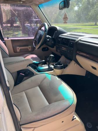 2004 Land Rover Discovery SE — photo 6