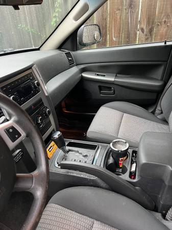 2008 Jeep Laredo — photo 4