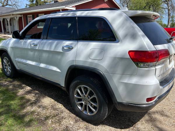 2015 Jeep Grand Cherokee Limited 4dr 4x4 Automatic — photo 4