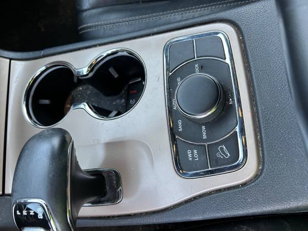 2015 Jeep Grand Cherokee Limited 4dr 4x4 Automatic — photo 7