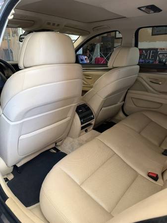 2012 BMW Series 535i — photo 7