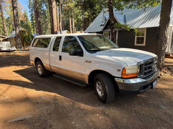 1999 Ford E 350 Super Duty XL Wagon Automatic — photo 11