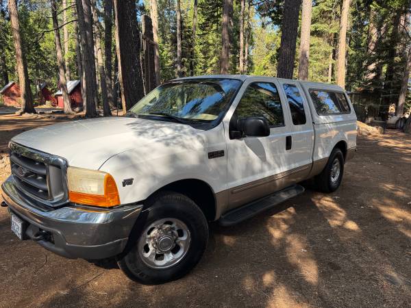 1999 Ford E 350 Super Duty XL Wagon Automatic — photo 2
