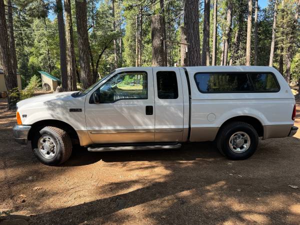 1999 Ford E 350 Super Duty XL Wagon Automatic — photo 12