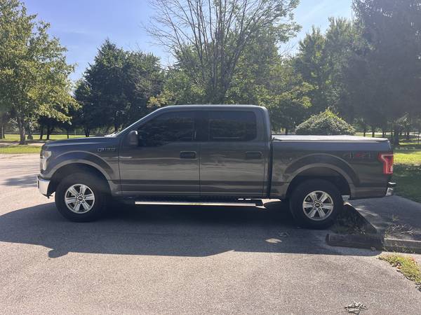 2017 Ford F-150 XLT — photo 1