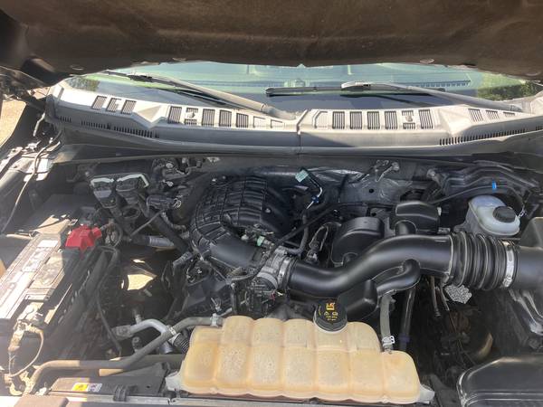 2017 Ford F-150 XLT — photo 5