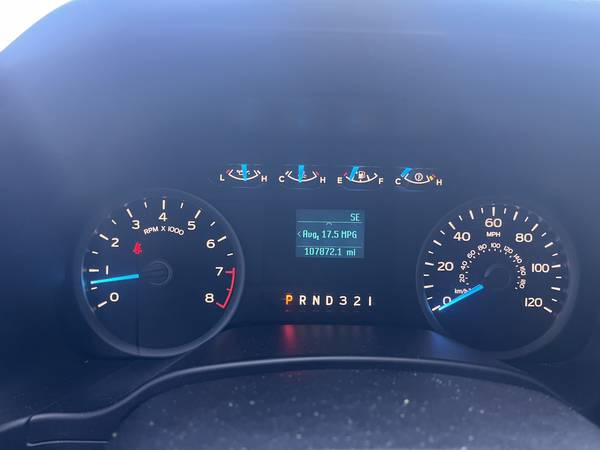 2017 Ford F-150 XLT — photo 9