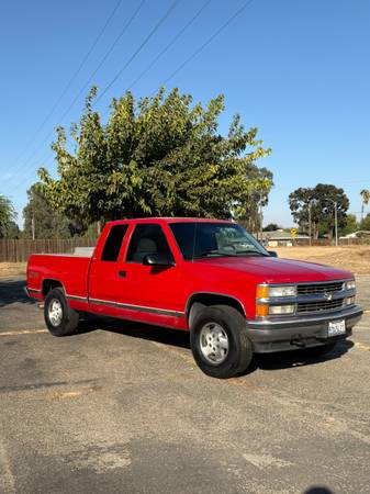 1995 Chevrolet K1500 Z71 — photo 1