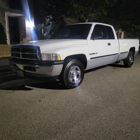 1998 Dodge RAM 1500 WS 2dr Standard Cab SB — photo 5