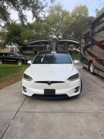 2017 Tesla Model X 75D 4dr Sport Utility Automatic — photo 1