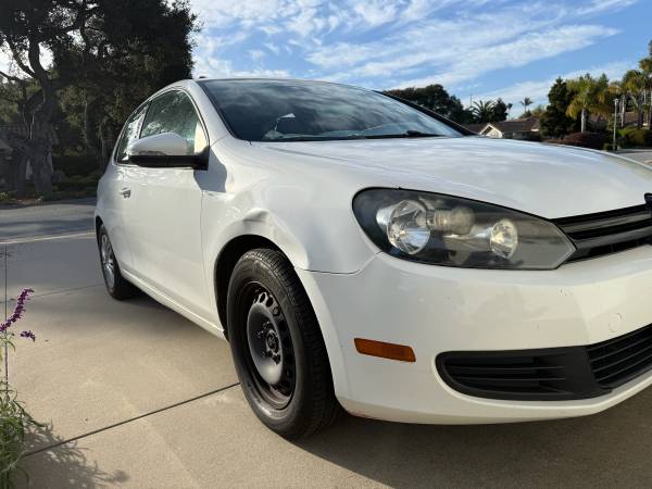2012 Volkswagen Golf 2-Door — photo 3