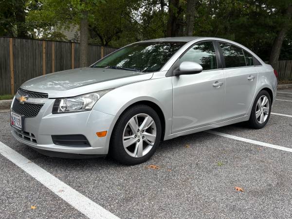 2014 Chevrolet Cruze Diesel 4dr Sedan Automatic — photo 1