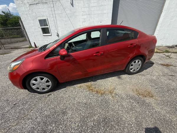 2014 KIA RIO LX 4dr Sedan Manual — photo 1