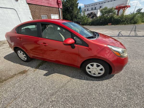 2014 KIA RIO LX 4dr Sedan Manual — photo 10