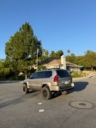 2004 Lexus GX 470 Base 4dr All-wheel Drive Automatic — photo 3