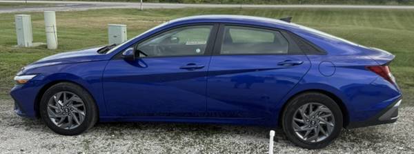 2024 Hyundai Elantra SEL — photo 9