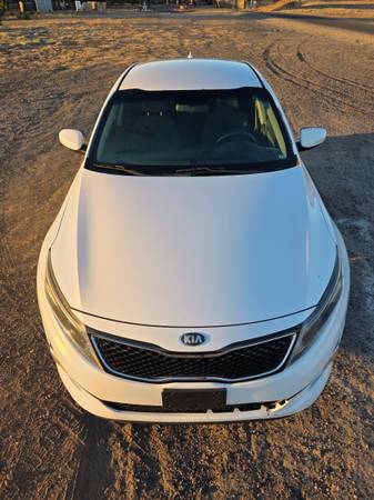 2015 KIA Optima LX 4dr Sedan Automatic — photo 2