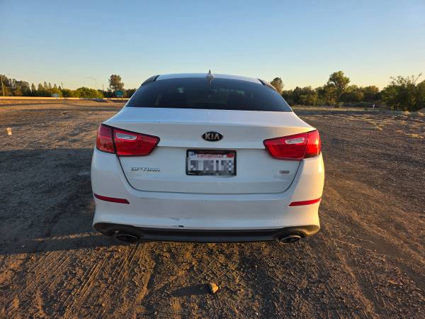 2015 KIA Optima LX 4dr Sedan Automatic — photo 8