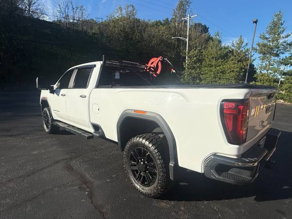 2021 GMC Sierra 2500hd AT4 — photo 7