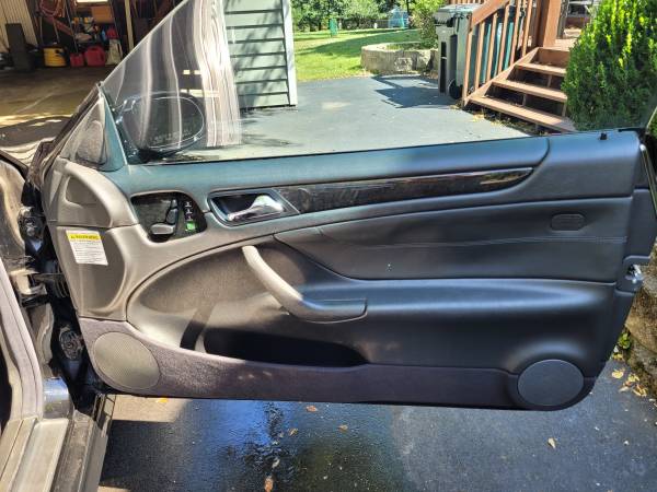 2001 Mercedes-Benz CLK-Class Base — photo 9