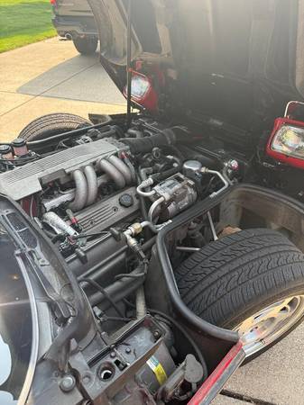 1988 Chevrolet Corvette Base 2dr Hatchback — photo 6