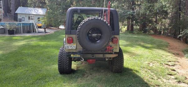 1991 Jeep Wrangler Sahara 2dr 4WD SUV — photo 1