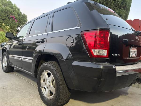 2005 Jeep Grand Cherokee Laredo 4dr 4x4 Automatic — photo 4