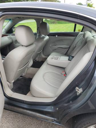 2009 Buick Lucerne CX 4dr Sedan Automatic — photo 6